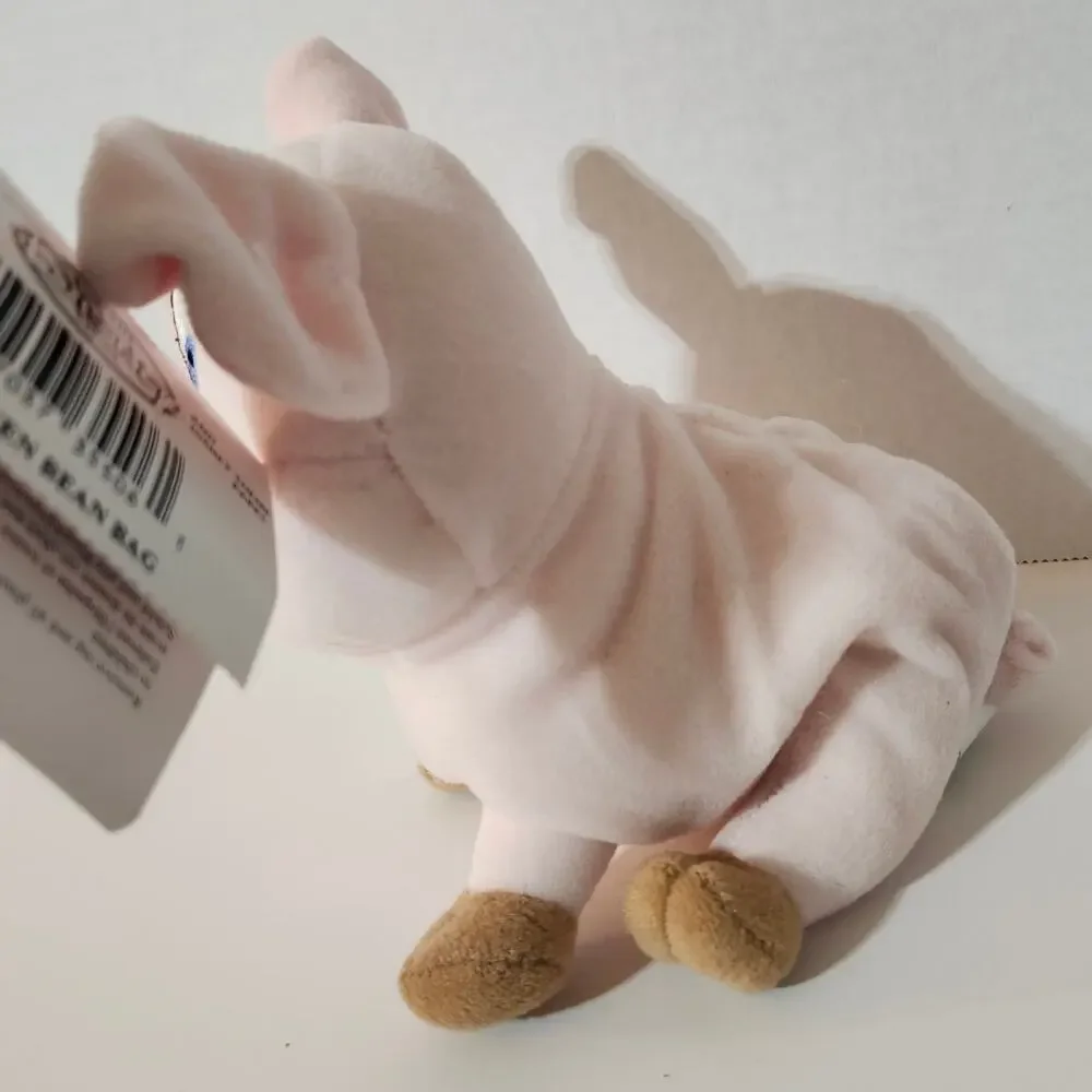 Disney Store Black Cauldron Hen Wen Bean Bag Plush Pig NWT Rare